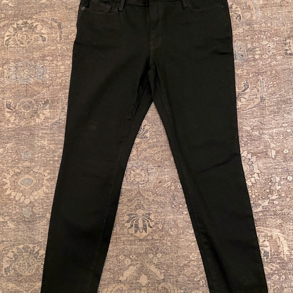 NWT Old Navy Rockstar Black Super Skinny Jeans - 8 petite - Picture 2 of 7
